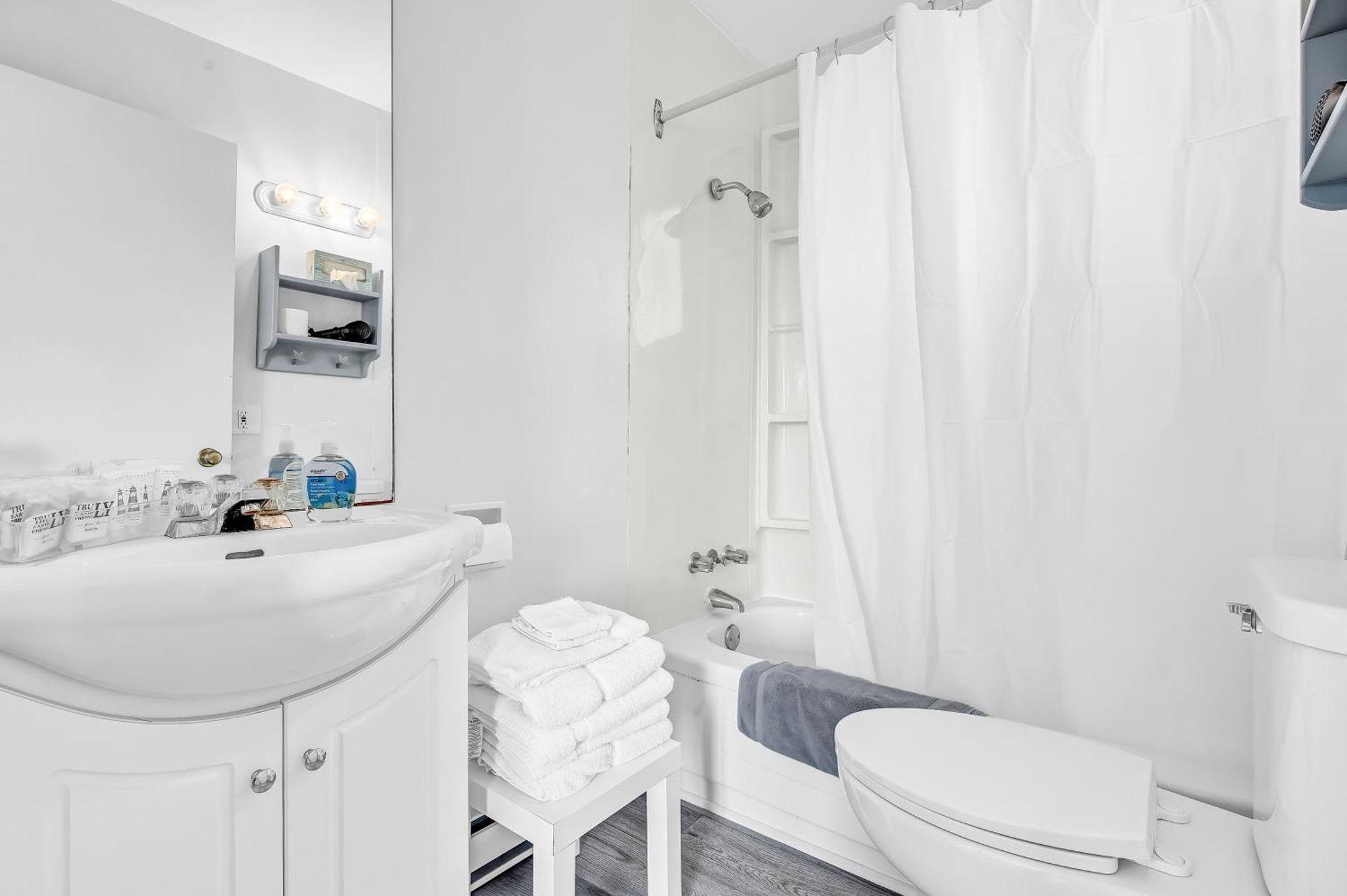Cape View Motel & Cottages Mavilette 외부 사진