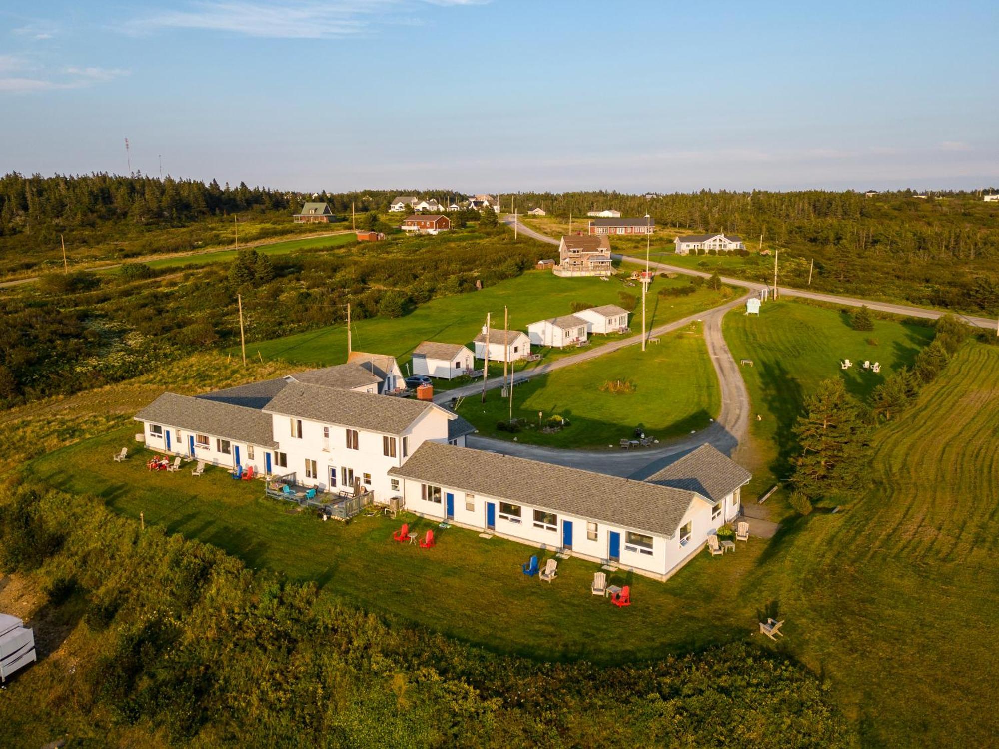 Cape View Motel & Cottages Mavilette 외부 사진