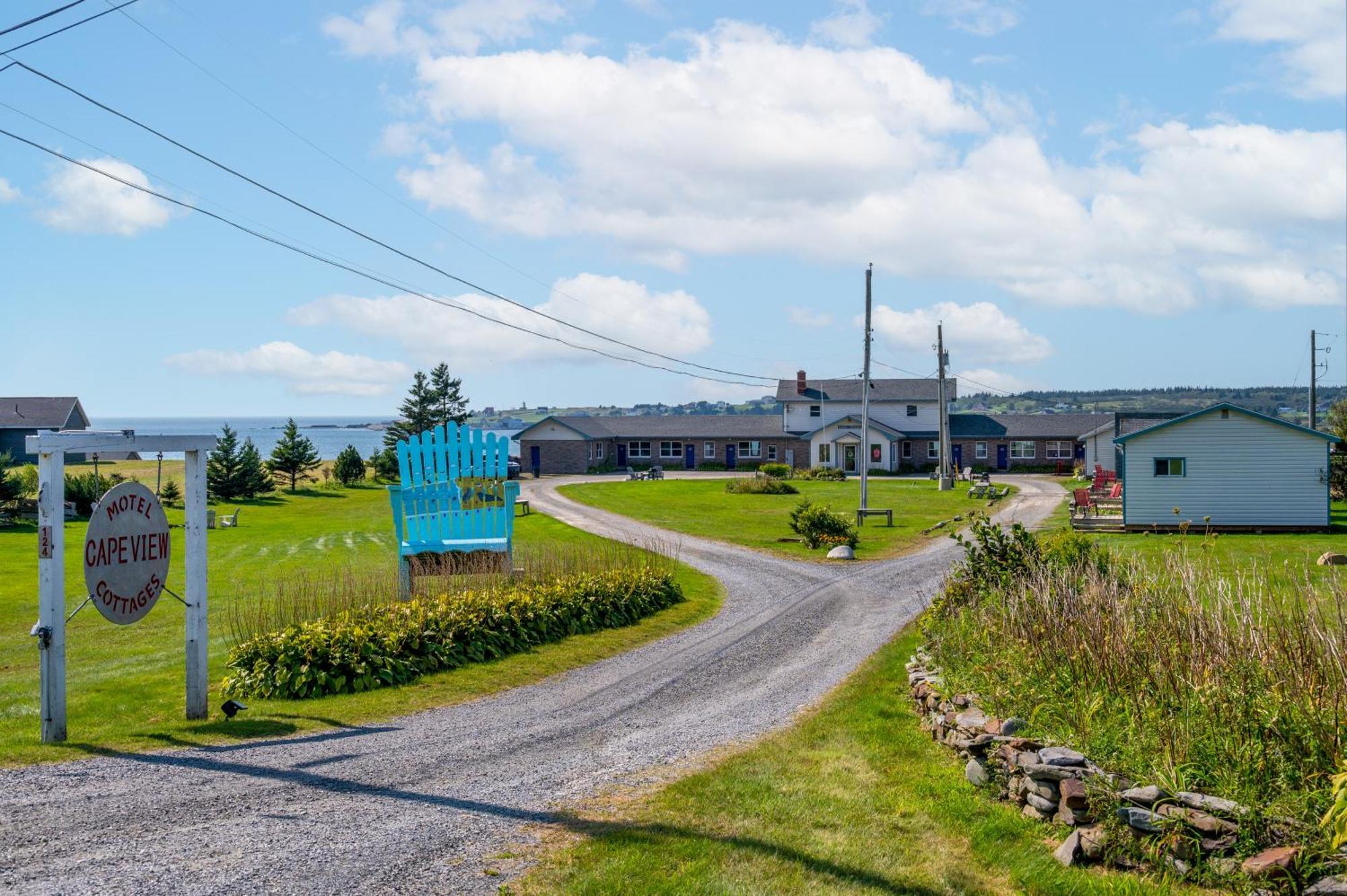Cape View Motel & Cottages Mavilette 외부 사진