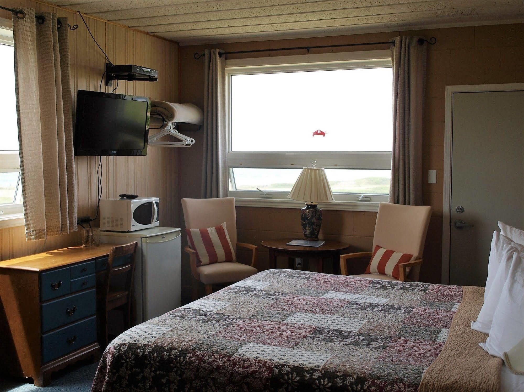 Cape View Motel & Cottages Mavilette 외부 사진